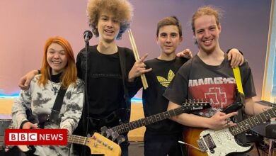Ukraine crisis: The teenage rock band finding solace in music