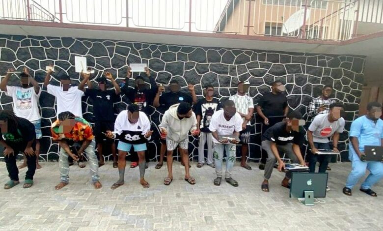 EFCC busts 33 internet fraud suspects in Lagos, Enugu raids