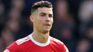 Ronaldo: Police investigating after Manchester United forward appears to break fan's phone
