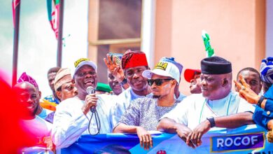 Ex-ADC guber aspirant, PDP chair, youth leader, others join APC in Oyo