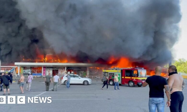 Ukraine: Missile strikes busy shopping centre in Kremenchuk