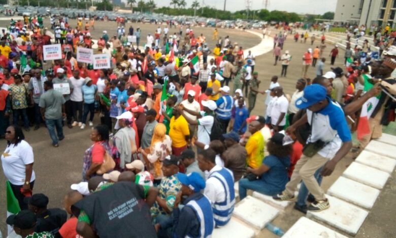 BREAKING: NLC takes protest to National Assembly