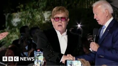 Award for Elton John after White House performance