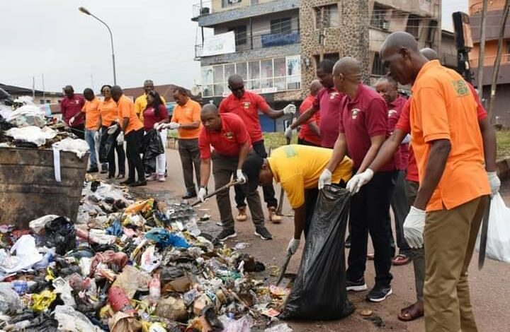 Press Week: Journalists embark on clean up in Enugu